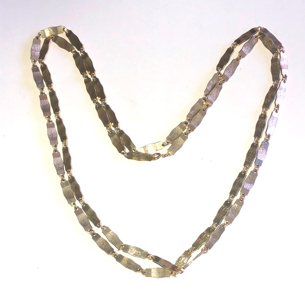 Gold Tone Chain Necklace - Elegant Ribbon Link Design